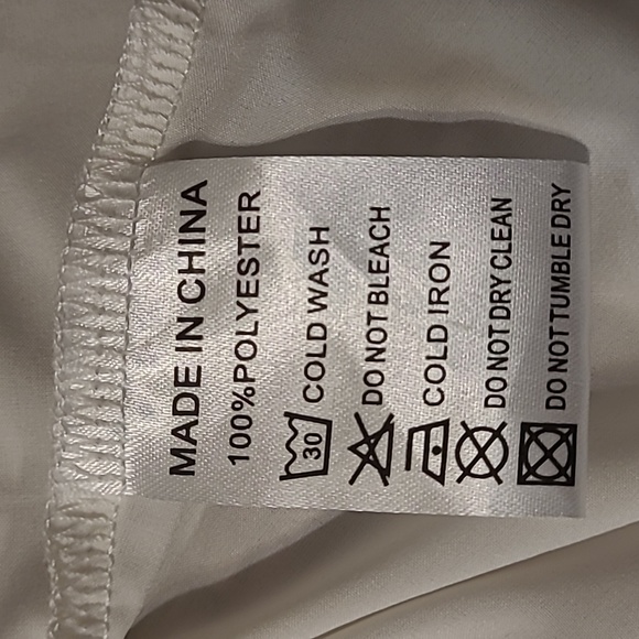 Ivy City Co Brynley Dress in Pink Size 1X - Picture 11 of 11